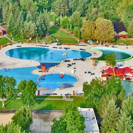 Relaxing & Welcome Apartment, Ared, Uta Арад Екстер'єр фото