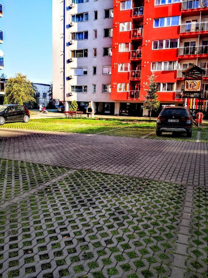 Relaxing & Welcome Apartment, Ared, Uta Арад Екстер'єр фото